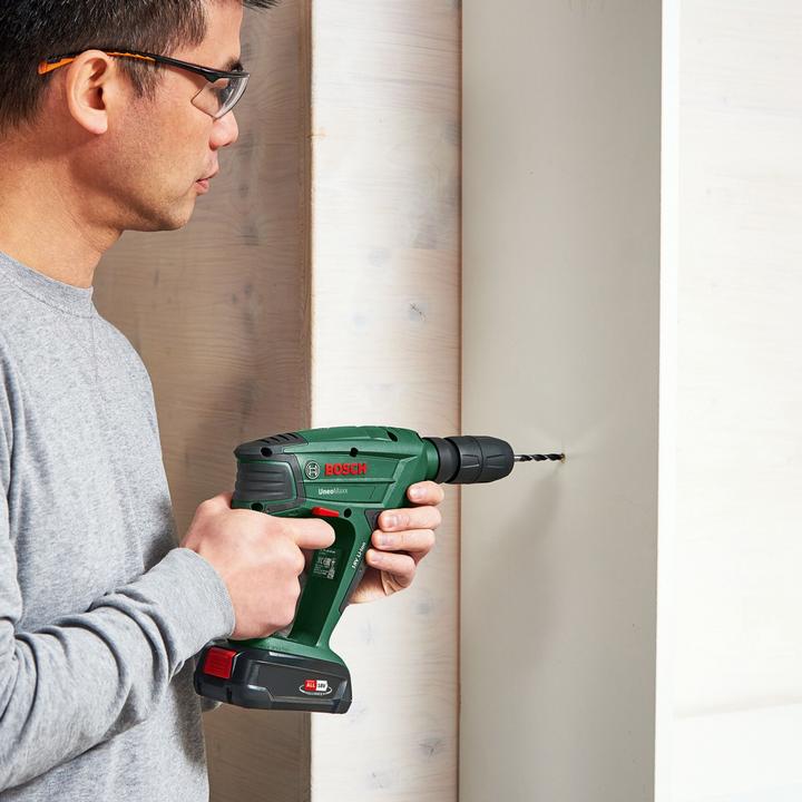 Actual product image Bosch Home & Garden Uneo Maxx (Rechargeable battery operated)