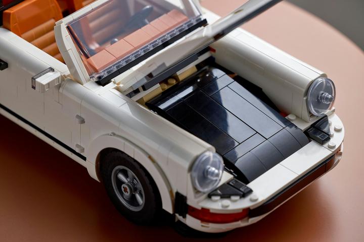 Productafbeelding LEGO Porsche 911 (10295, LEGO Creator Expert, LEGO Zeldzame Sets)