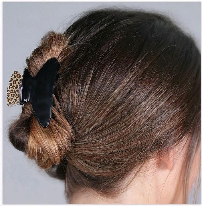 Immagine prodotto Parsa Beauty Fermaglio per capelli PARSA con motivo leo, nero 1 pz. (1 pz.)
