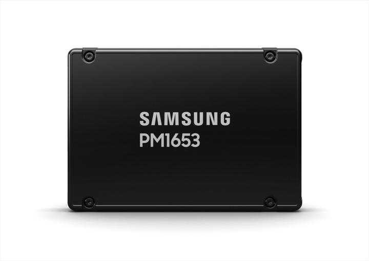 Actual product image Samsung PM1653 7.68 TB, 2.5" (7680 GB, 2.5")