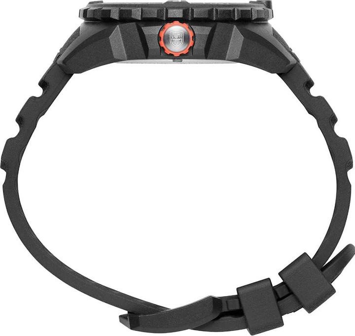 Actual product image Luminox Bear Grylls Survival 3730 Land Series (Diving watch, 43 mm)