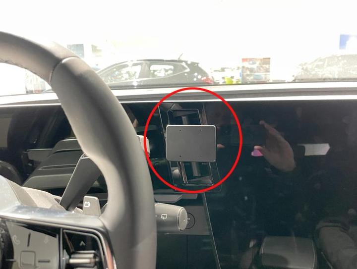 Actual product image Brodit 855827 Car Mount Renault, Mégane