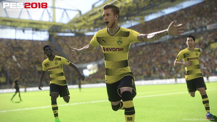 Actual product image Konami Pro Evolution Soccer 2018 Premium Edition Italian Xbox One (Xbox One S, Xbox One X, IT)