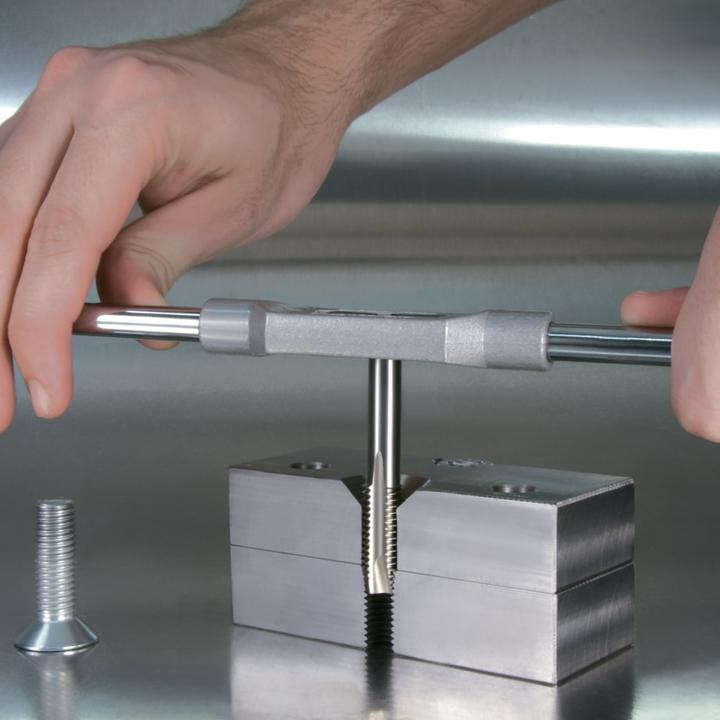 Actual product image Ruko Tap, M5 x 0.8mm, 1/4"", HSS
