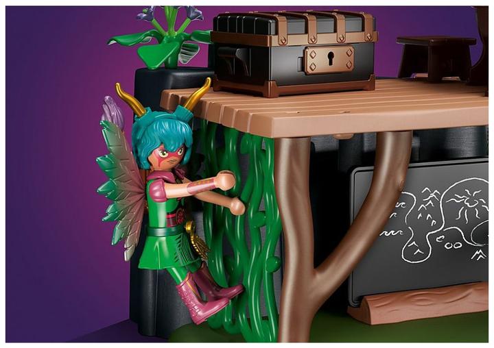 Actual product image Playmobil Training camp (70805, Playmobil Ayuma)