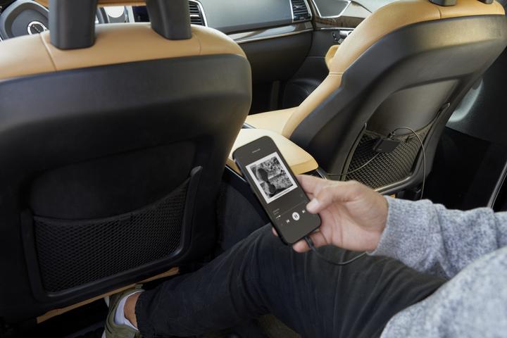 Immagine prodotto Belkin BoostCharge (USB-C, USB-A, 4 Porti)