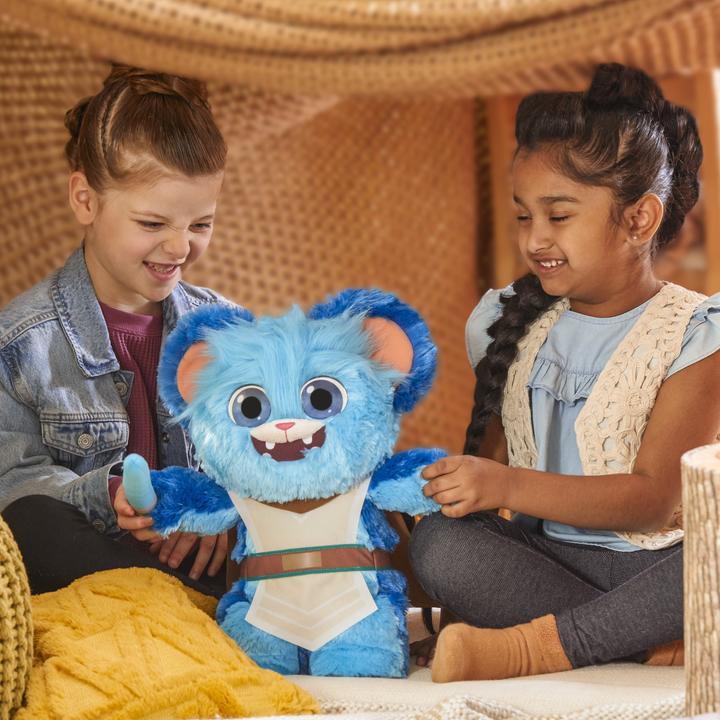 Actual product image Hasbro The Adventures of the Young Jedi, Fuzzy Force Nubs, Star Wars Plush Figure, Star Wars Playtoy (41.91 cm)