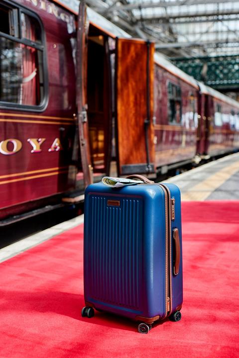 Actual product image Stratic Merian - Suitcase S (32 l, Hand luggage (up to 50 litres))