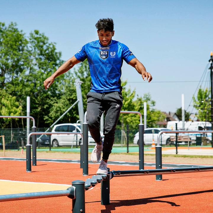 Produktbild Kompan Outdoor-Fitnessgerät Balancierbalken