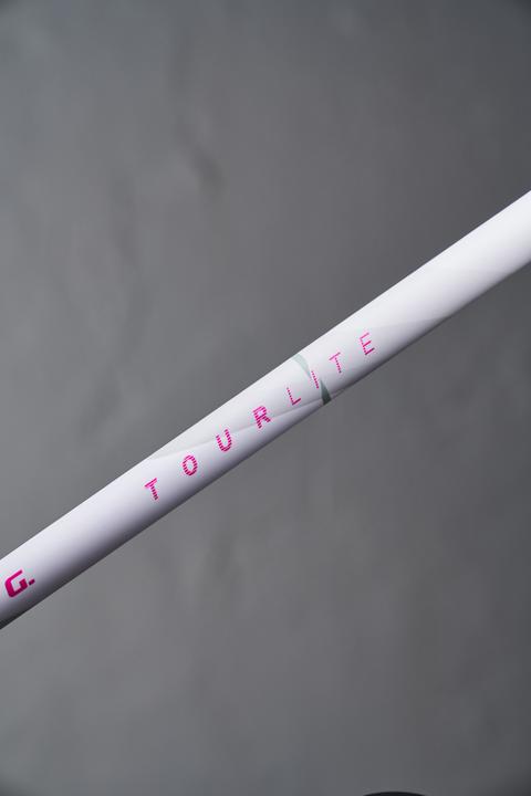Actual product image Salming Floorball stick Quest 1 Tourlite Jr (87 cm, Right)