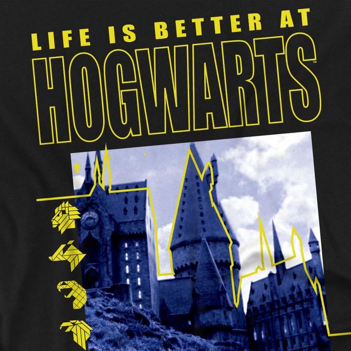 Image du produit - T-shirt LIFE IS BETTER AT HOGWARTS - Adulte (XL)