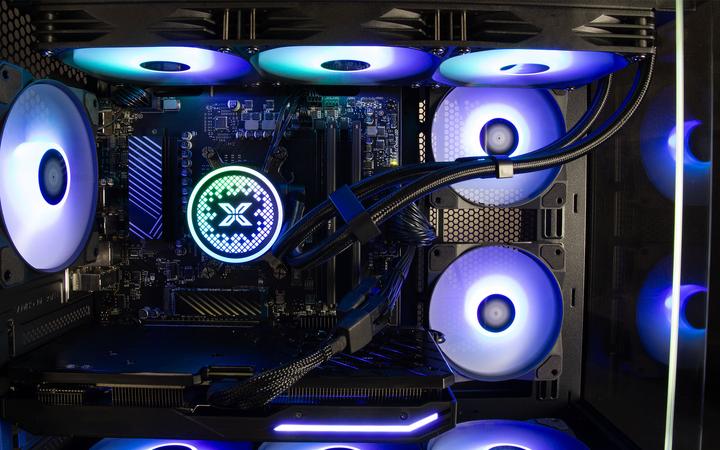 Produktbild Captiva Highend Gaming I89-794 Core i7 RTX 5070 Ti (Intel Core i7 12700KF, 32 GB, 1000 GB, GeForce RTX 5070 Ti)