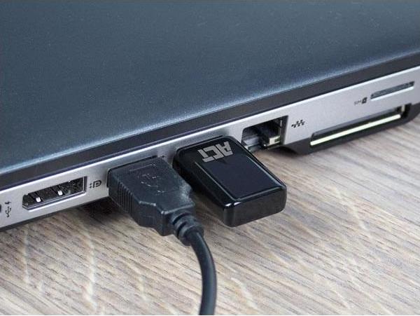 Produktbild Mini Dual Band network adapter AC1200 (USB)