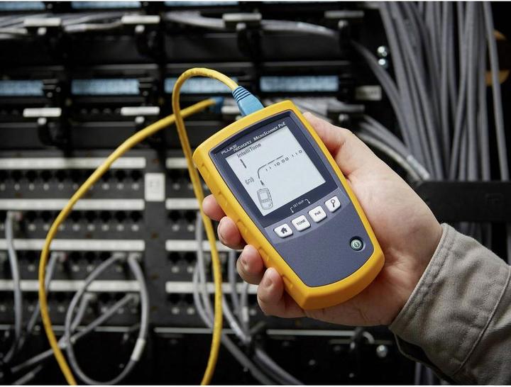 Actual product image Fluke The PoETester MicroScanner developed for the cabling technician