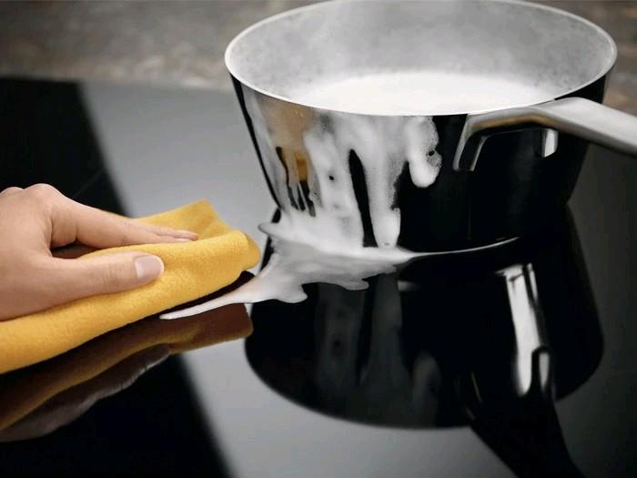 Image du produit Electrolux LIL61443C Noir Plaque de cuisson à induction 59 cm 4 Cuiseur(s)