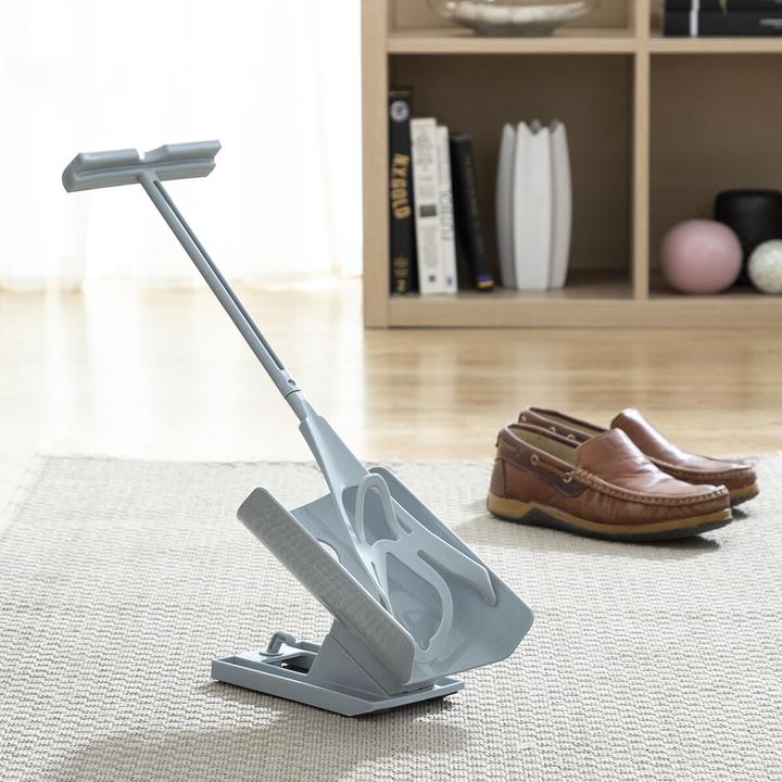 Actual product image InnovaGoods Sock aid with shoehorn