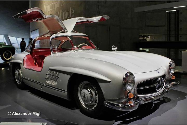 Actual product image Revell Mercedes-Benz 300 SL