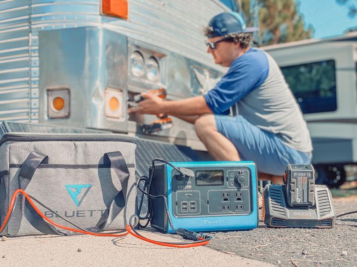 Produktbild Bluetti PV200 (200 W, 7.30 kg)