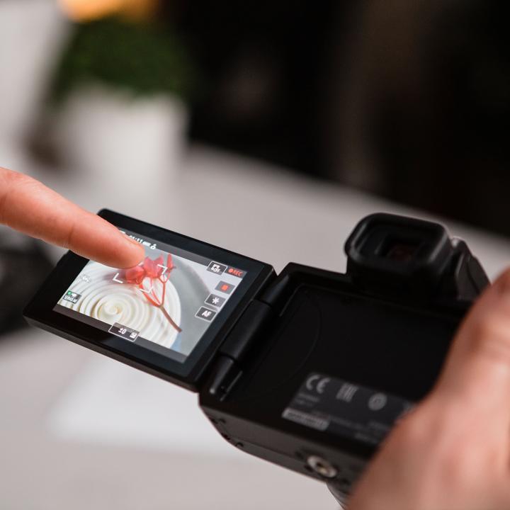 Produktbild Canon EOS M50 Mark II (15 - 45 mm, 24 Mpx, APS-C / DX)