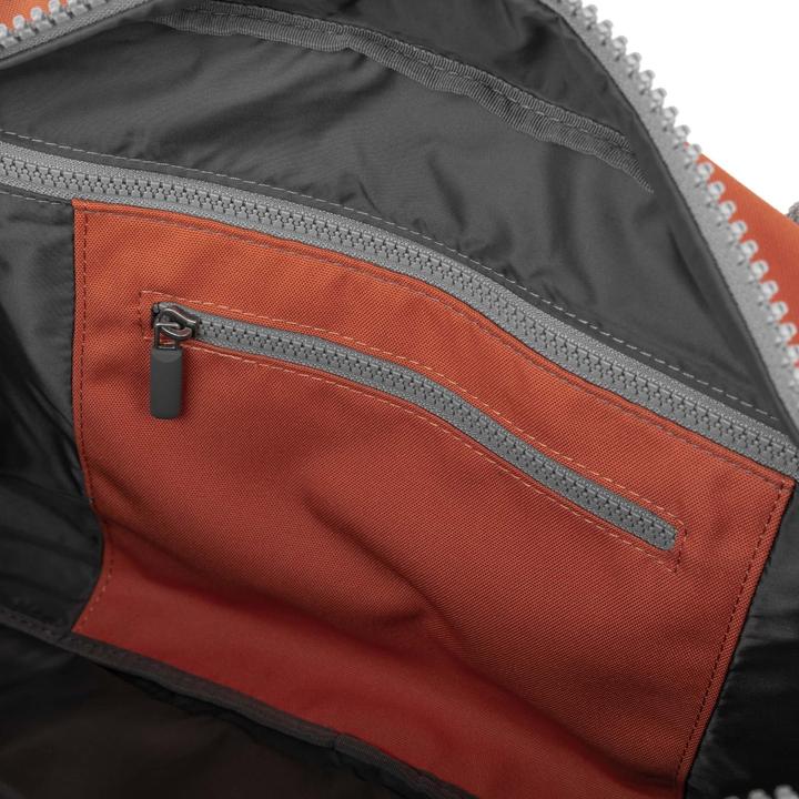 Produktbild Roka London Gatwick Rooibos Recycled Canvas Small (19 l)