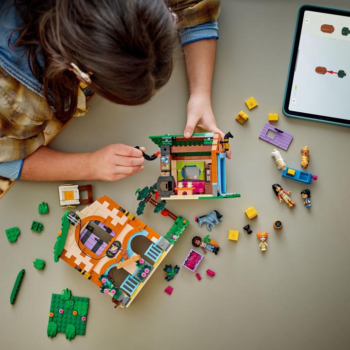 Produktbild LEGO Ponyhof & Stall (42654, LEGO Friends)