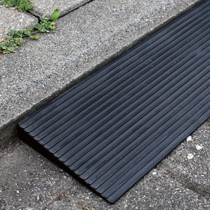 Produktbild Wiltec Türschwellenrampe (0.13 m²)