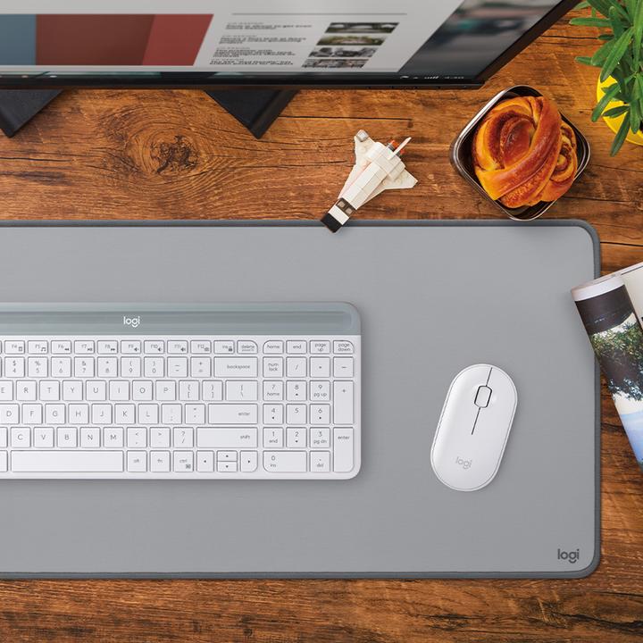 Produktbild Logitech Desk Mat Studio (Wide)