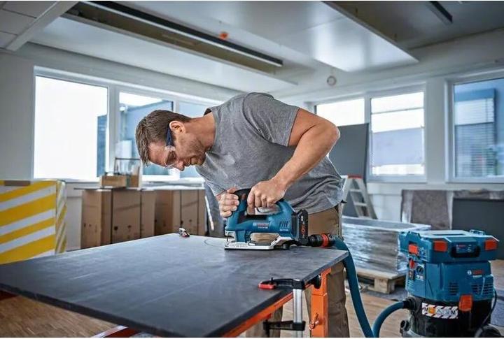 Actual product image Bosch Professional BOSC Battery Jigsaw