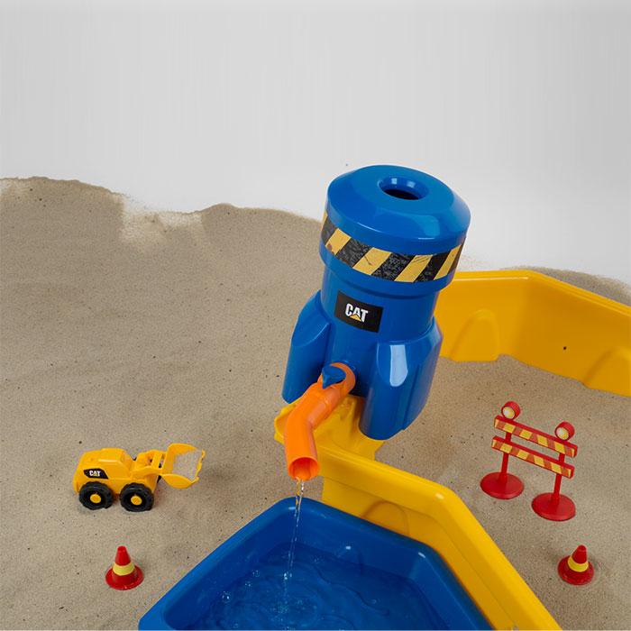 Produktbild Theo Klein Cat - Sandbaustelle Mega I Sand- und Wasserbecken