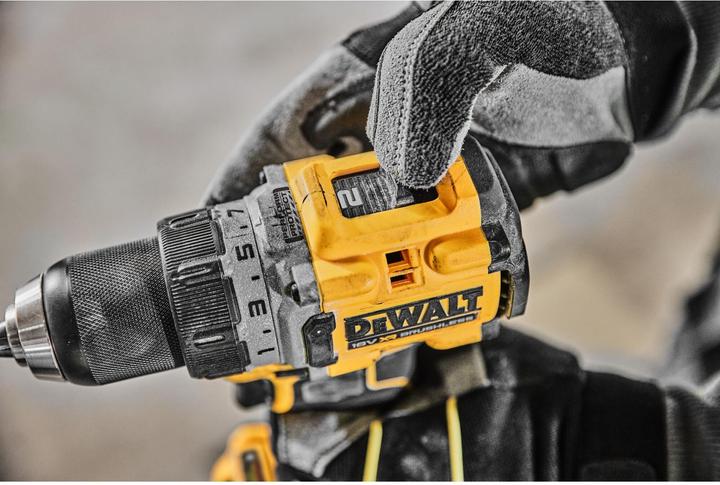 Actual product image DeWalt DCD 800 NT (Rechargeable battery operated)
