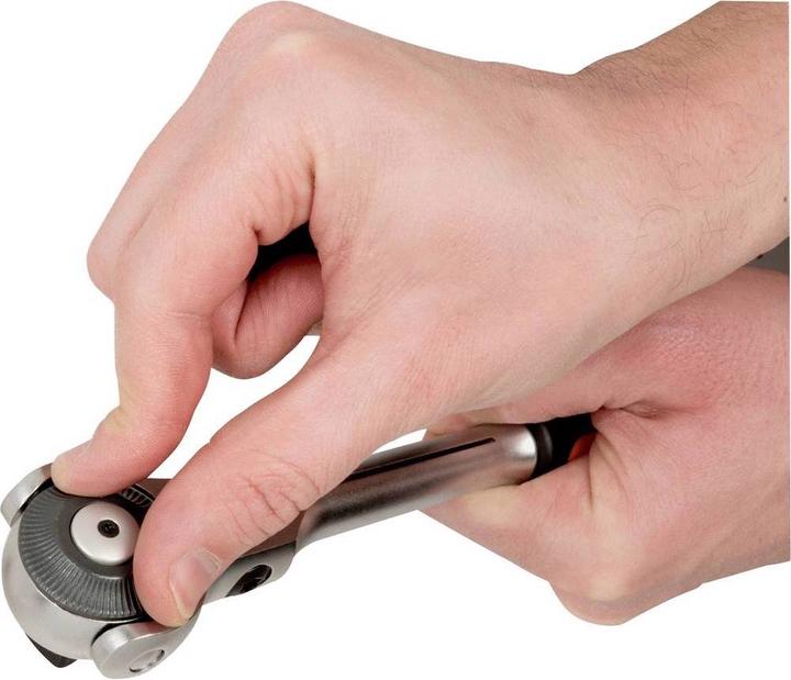 Actual product image Bahco 1/4" reversible ratchet with swivelling head, 72 teeth and 5° reverse swivel angle, 149 mm (1/4")