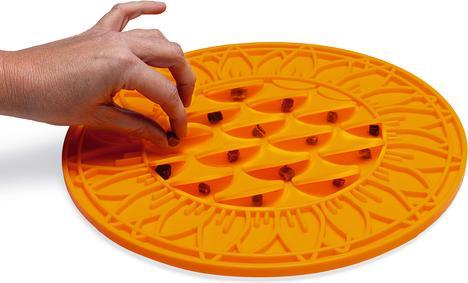 Actual product image Beeztees Sunflower lick mat