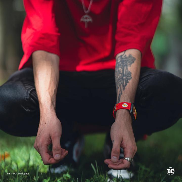 Immagine prodotto Moby Fox Bracciale DC per smartwatch Logo The Flash (Resistente al sudore e ai raggi UV, Silicone di alta qualità)