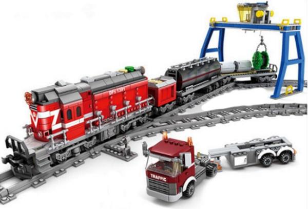 Kazi Treno merci diesel rosso