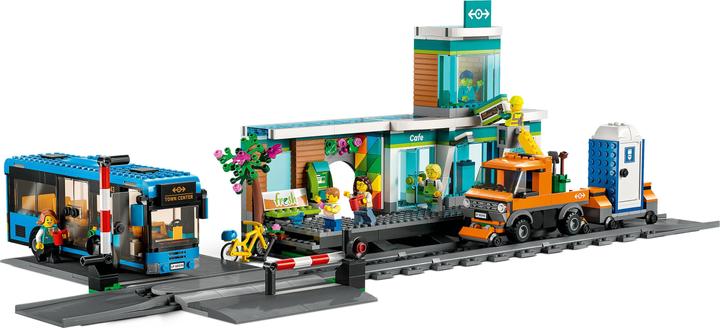 Actual product image LEGO Station (60335, LEGO City)