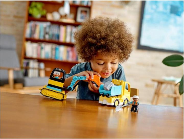 Actual product image LEGO DUPLO excavators and trucks (10931)