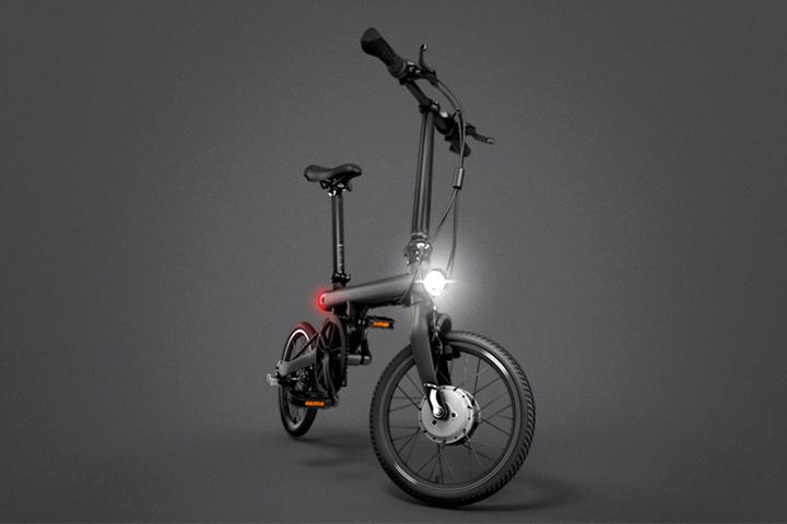 Produktbild Xiaomi Mi Smart Electric Folding Bike (26 cm)