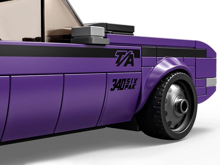 Actual product image LEGO Speed Champions 76904 Mopar Dodge and Dodge Challenger (76904, LEGO Speed Champions)
