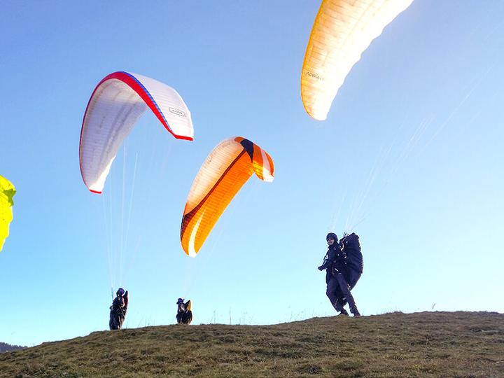 Actual product image Smartbox Sport à sensation : 1 impressionnant vol en parapente en tandem dans le ciel de Lucerne (1 pers.)