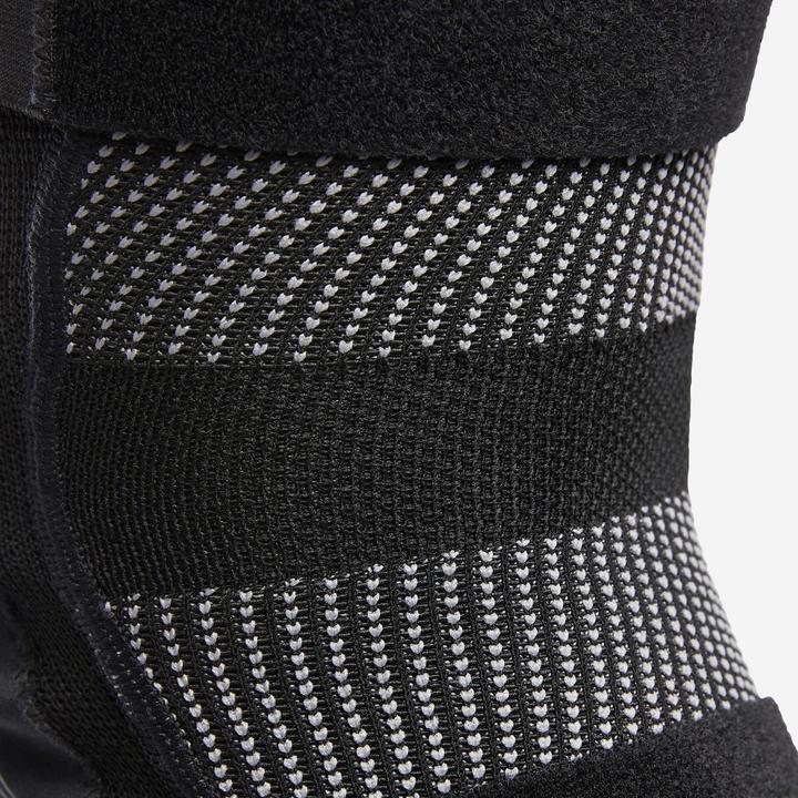 Actual product image Decathlon Kniebandage rechts/links Stufe 3 (1)