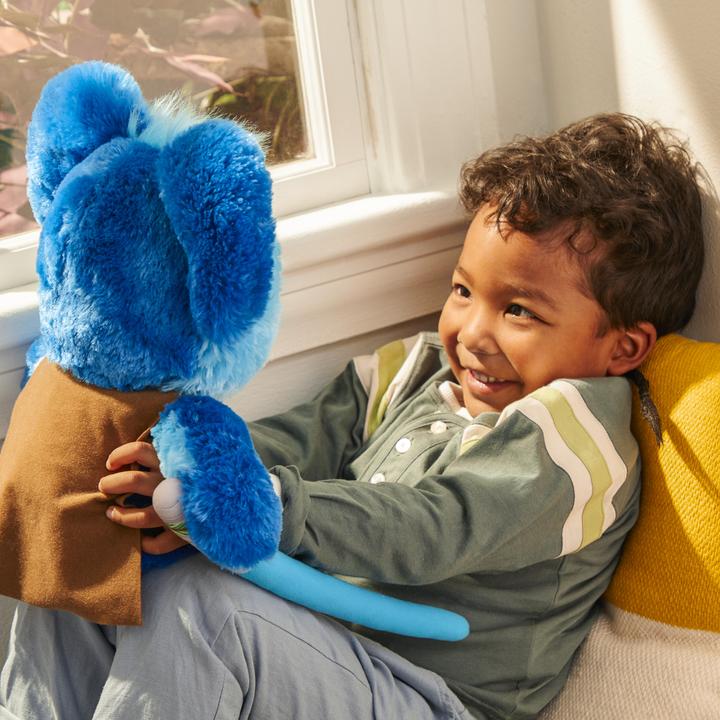 Actual product image Hasbro The Adventures of the Young Jedi, Fuzzy Force Nubs, Star Wars Plush Figure, Star Wars Playtoy (41.91 cm)