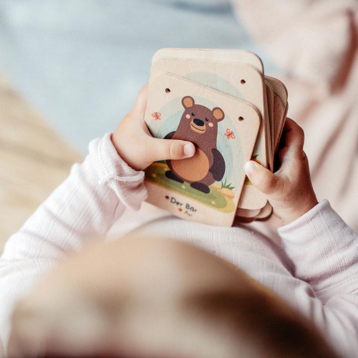Actual product image Activity Board Bilingual wooden flashcards (German - English), learn languages in a playful and fun way. (English, German)