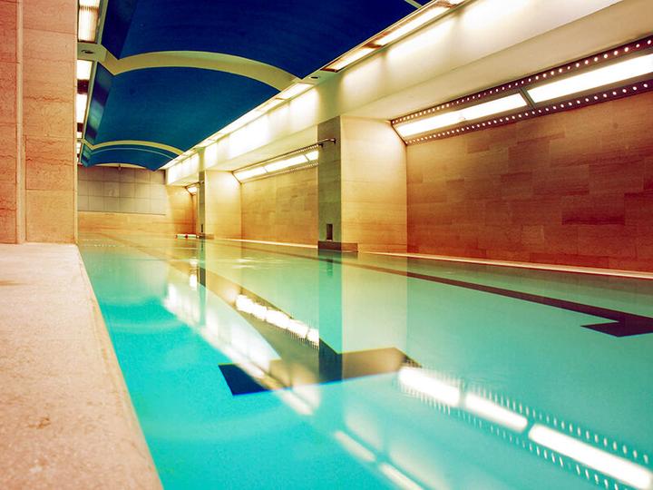 Produktbild Smartbox Geburtstag in Europa: 2 Übernachtungen und Wellness oder 1 Spa-Zugang für 2 (2 Pers.)