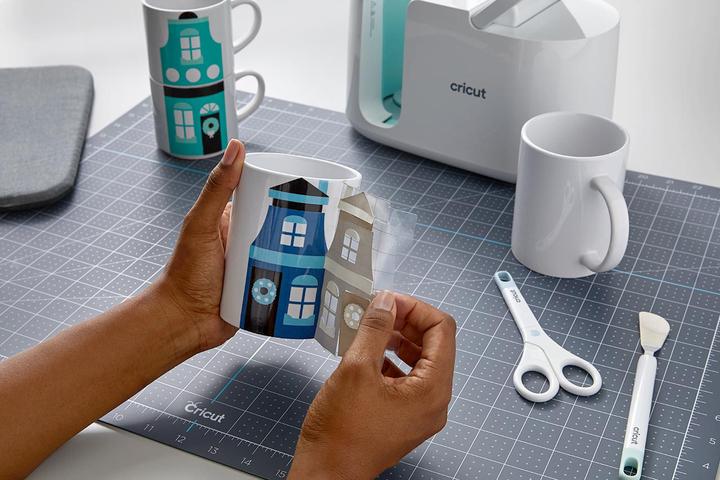 Actual product image Cricut Mug Press Starter Bundle