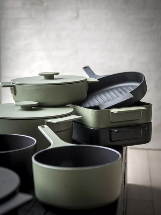 Actual product image Serax SURFACE saucepan lime green (Pot, Enamel)