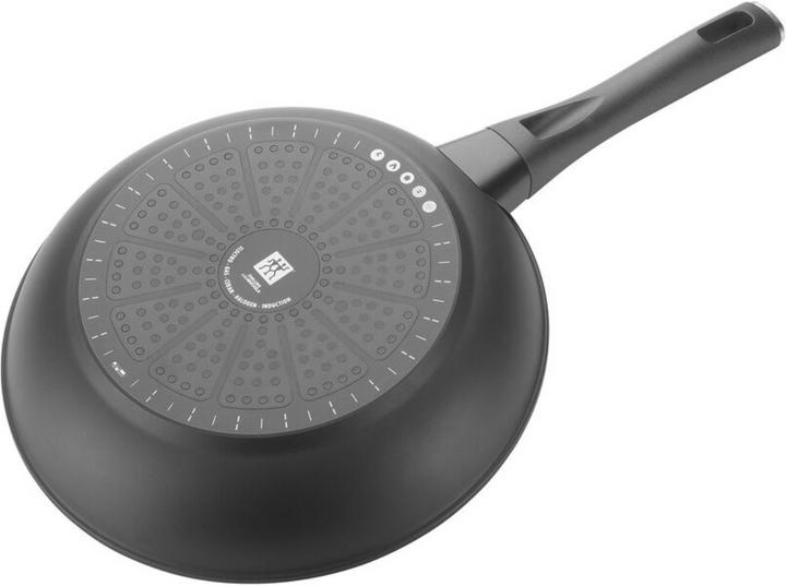 Actual product image Zwilling Madura Plus (20 cm, Frying pan, Cast aluminium)