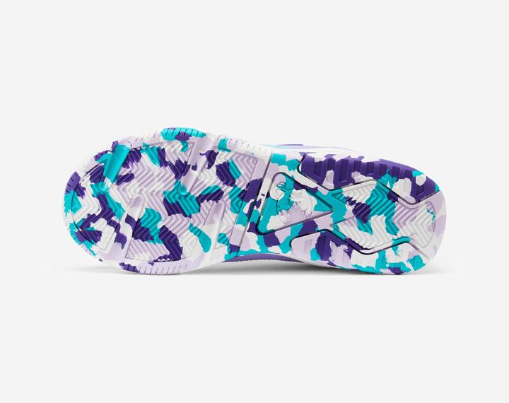 Produktbild Decathlon Fitnessschuhe Kinder robust Multisport - Playventure Yard Sneaker lila/grün (38)