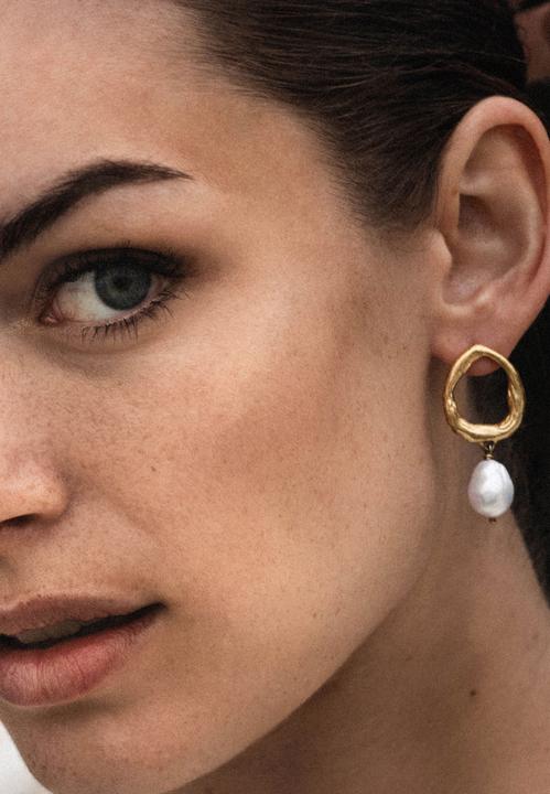 Actual product image Haze & Glory Ohrringe Perlen Ohrstecker - La Pearl 925 Silber (925 sterling silver)