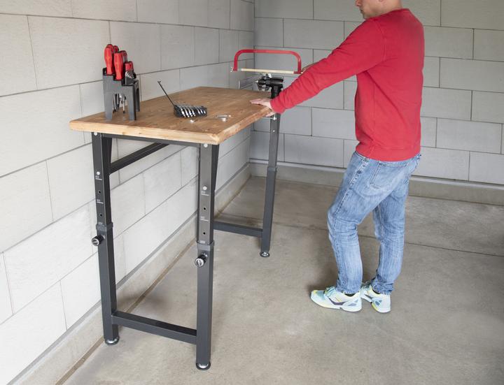 Actual product image CarTech Werkbank höhenverstellbar FSC® SQS-COC-100130 (135 cm, 60 cm)