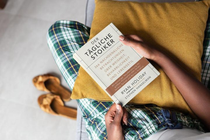Actual product image Der tägliche Stoiker (German, Ryan Holiday, 2017)